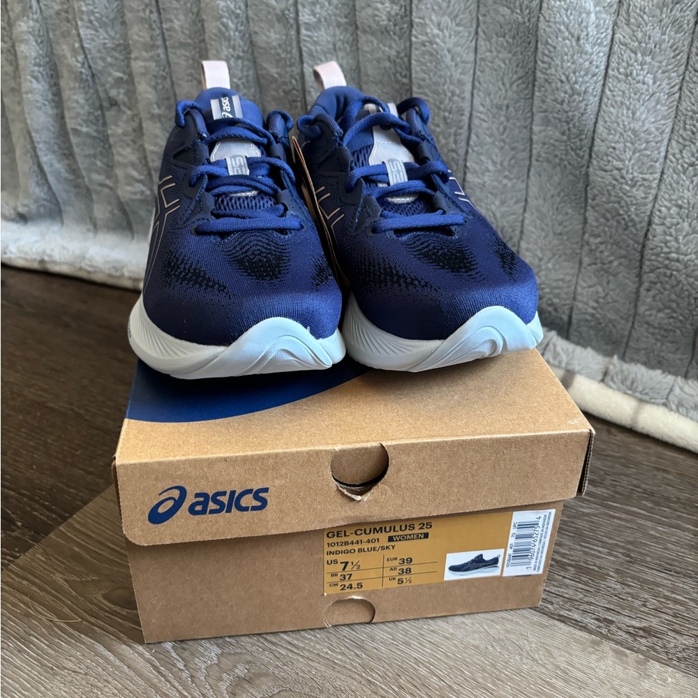 NWT ASICS Gel-Cumulus 25 Blue Running Shoes